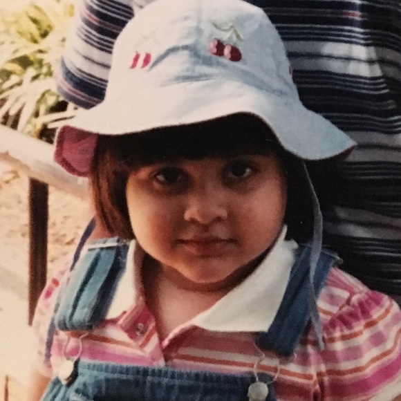 Meet your Posher, Eman - Picture 1 of 1